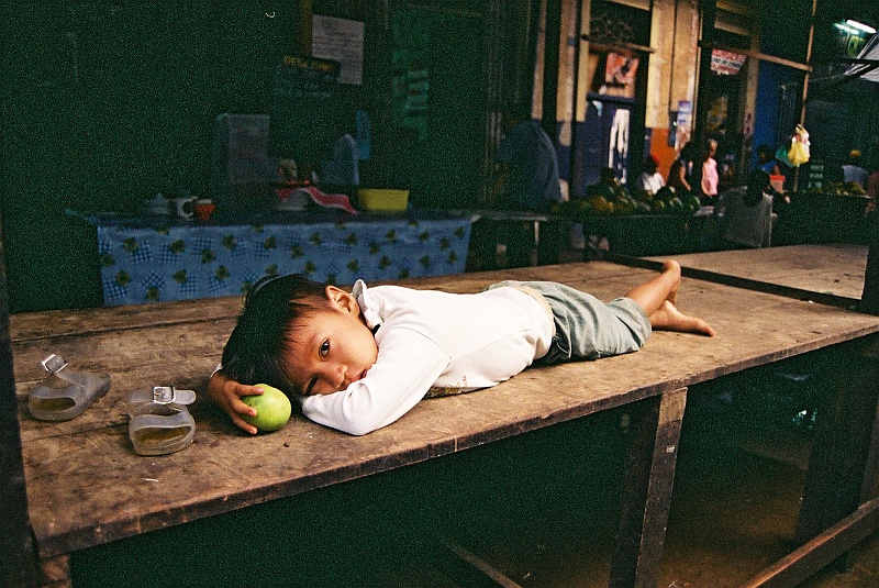 Laura i Astronom_super-158.JPG - Targ w pobliżu slumsów Belem. (Zdjęcie: Laura i Astronom)